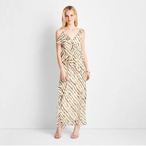 Future Collective with Jenee Naylor Women's Ruffle Maxi Dress Size Small NEW